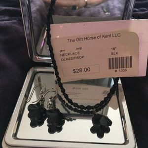 Glass beads ,austrian crystal 18”necklace